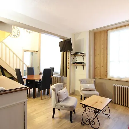 Apartment T2 Bis Cosy Avec Wi-fi, 100m Du Centre, 6 Pers., Cave & Velos - Fr-1-608-214 *